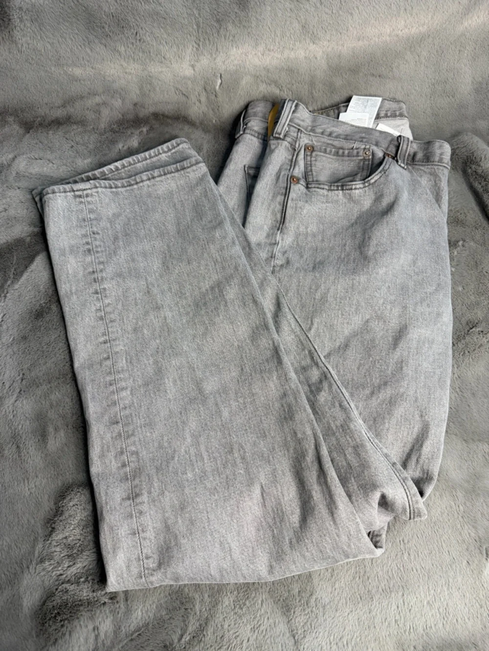 Levi's Men's Light Gray Relaxed Fit‎ Jeans